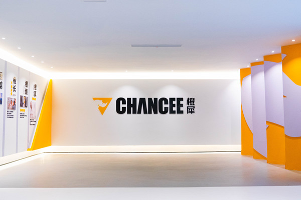 物業(yè)小區(qū)掃地機該怎么選擇？