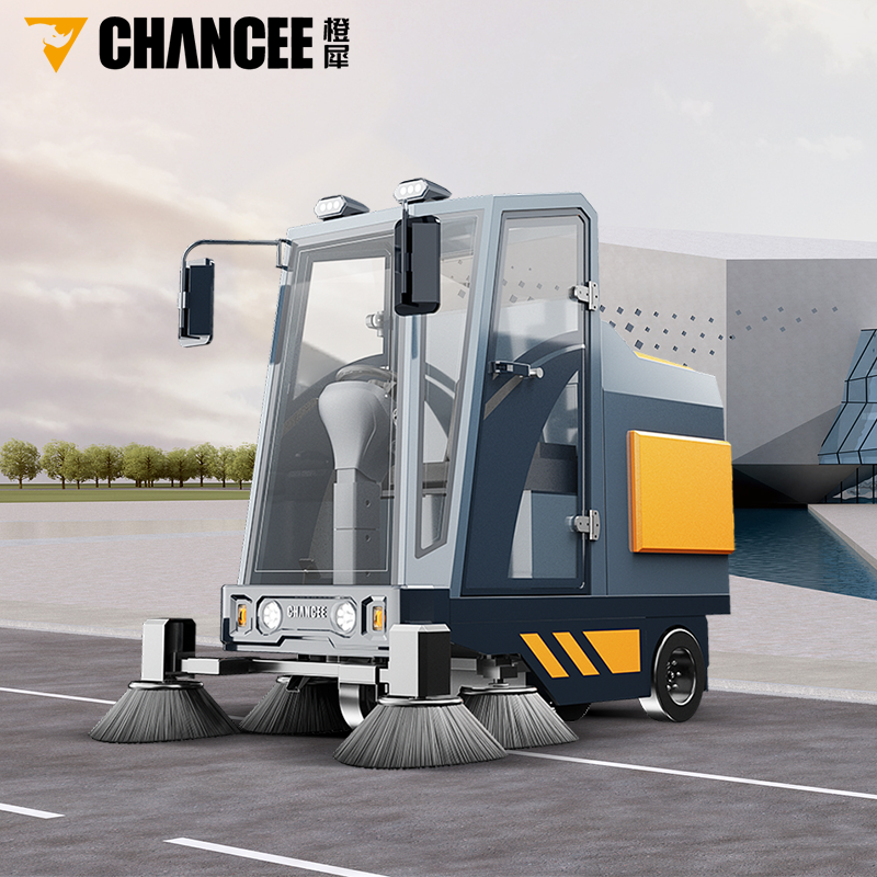  橙犀駕駛式掃地機操作簡單嘛？