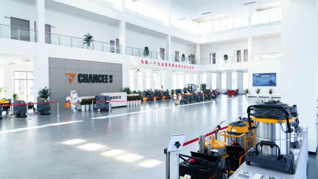 橙犀掃地機在小區(qū)使用很實用嘛？掃地機效果如何？