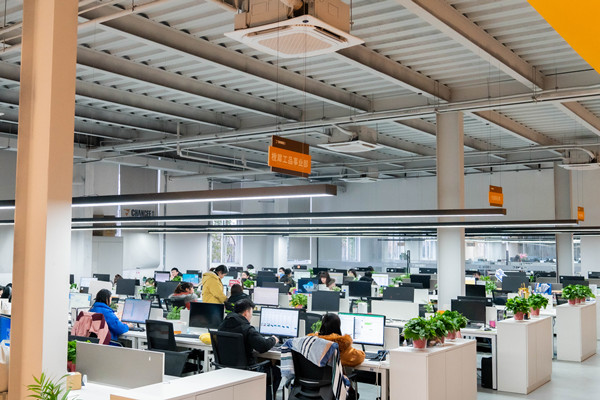 掃地車(chē)是如何防止清掃當(dāng)中產(chǎn)生灰塵的