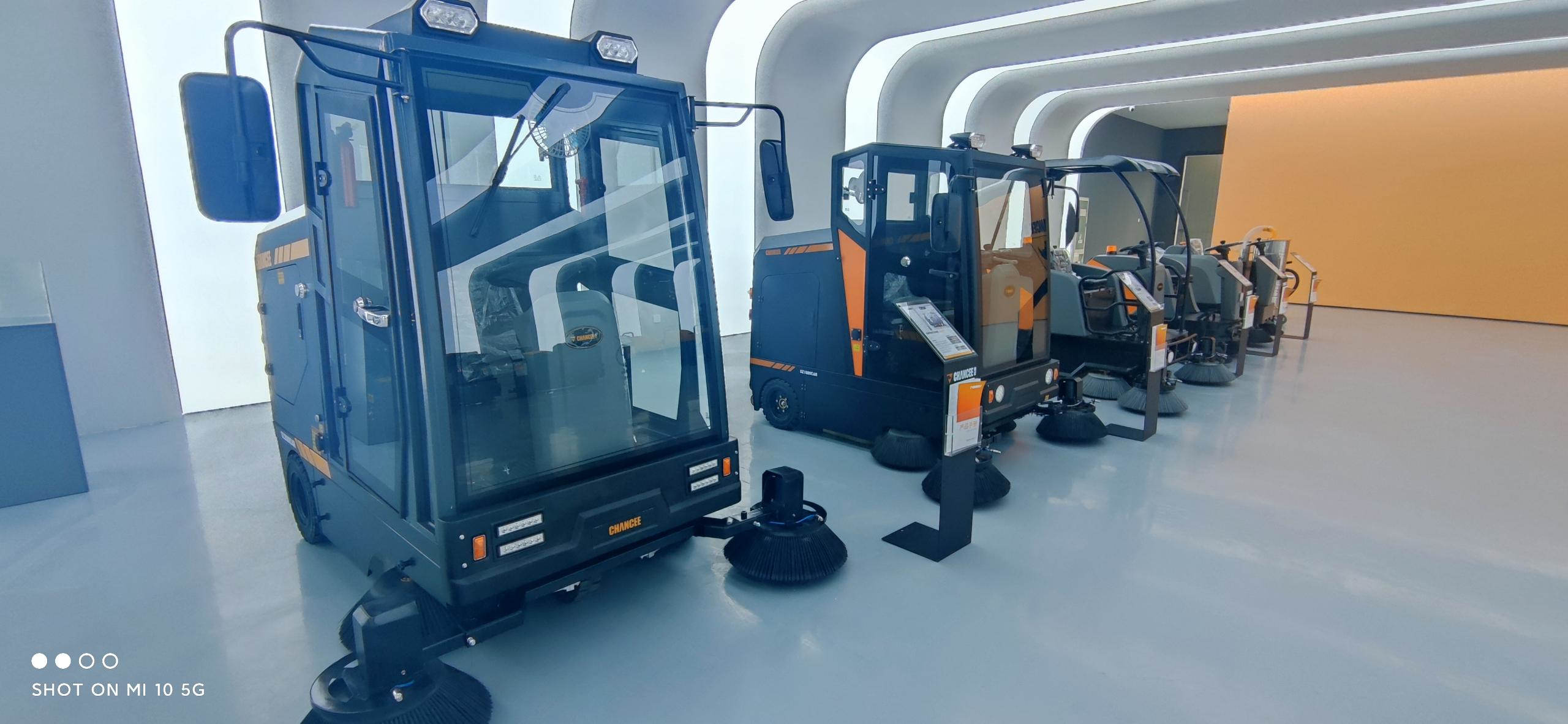 物業(yè)小區(qū)使用掃地機廠家的掃地機會是什么體驗？